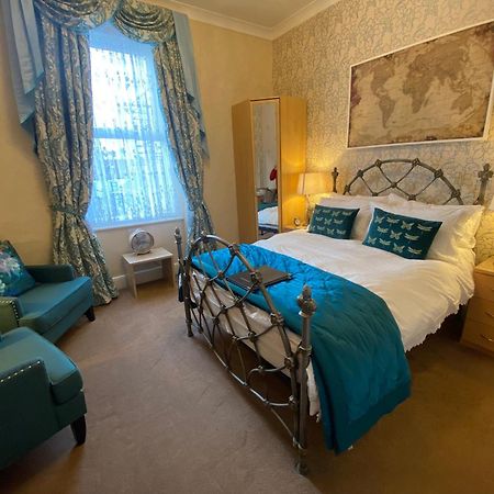 Stratford House Exclusively For Adults Hotel Llandudno Kültér fotó