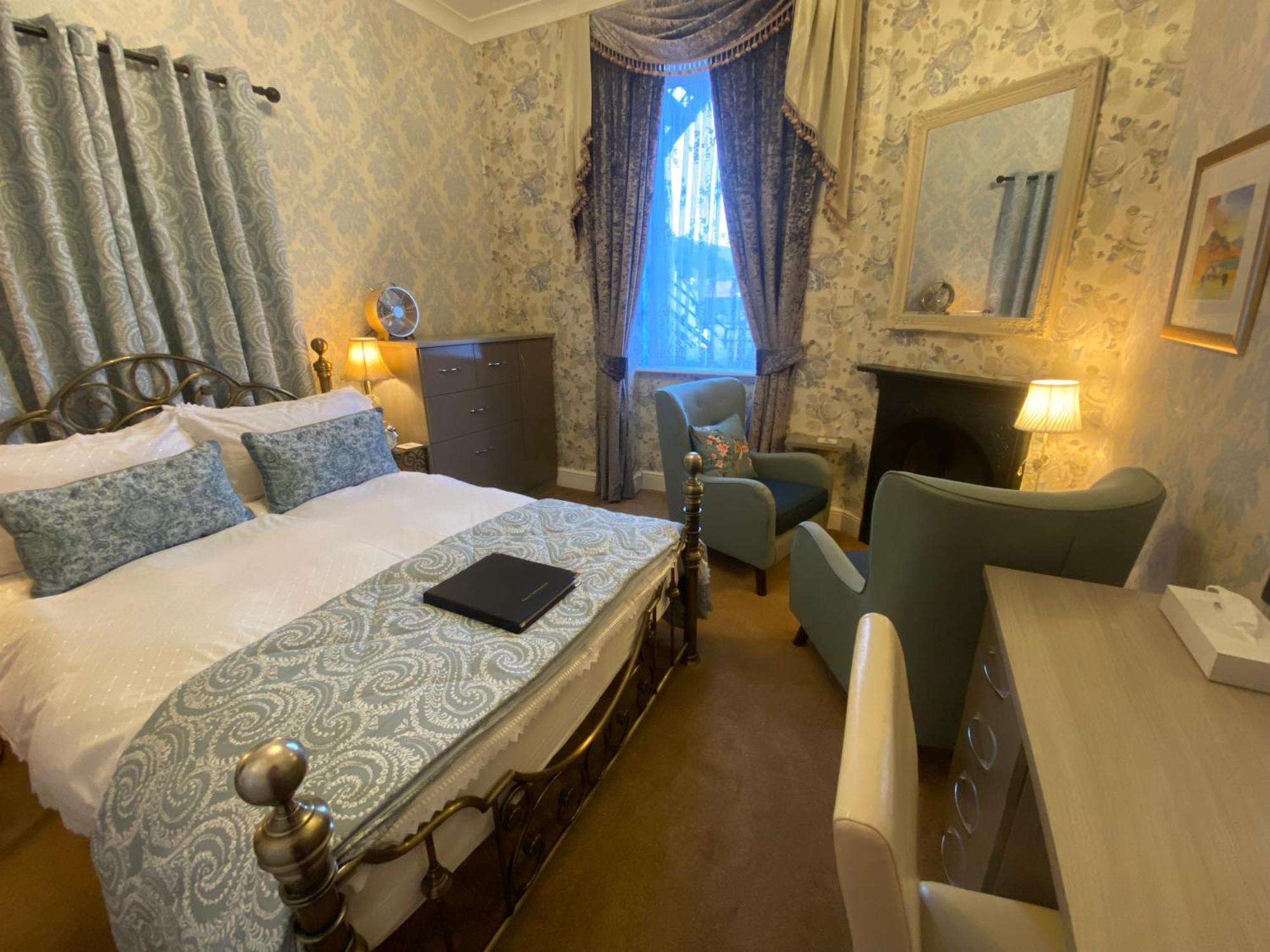 Stratford House Exclusively For Adults Hotel Llandudno Kültér fotó