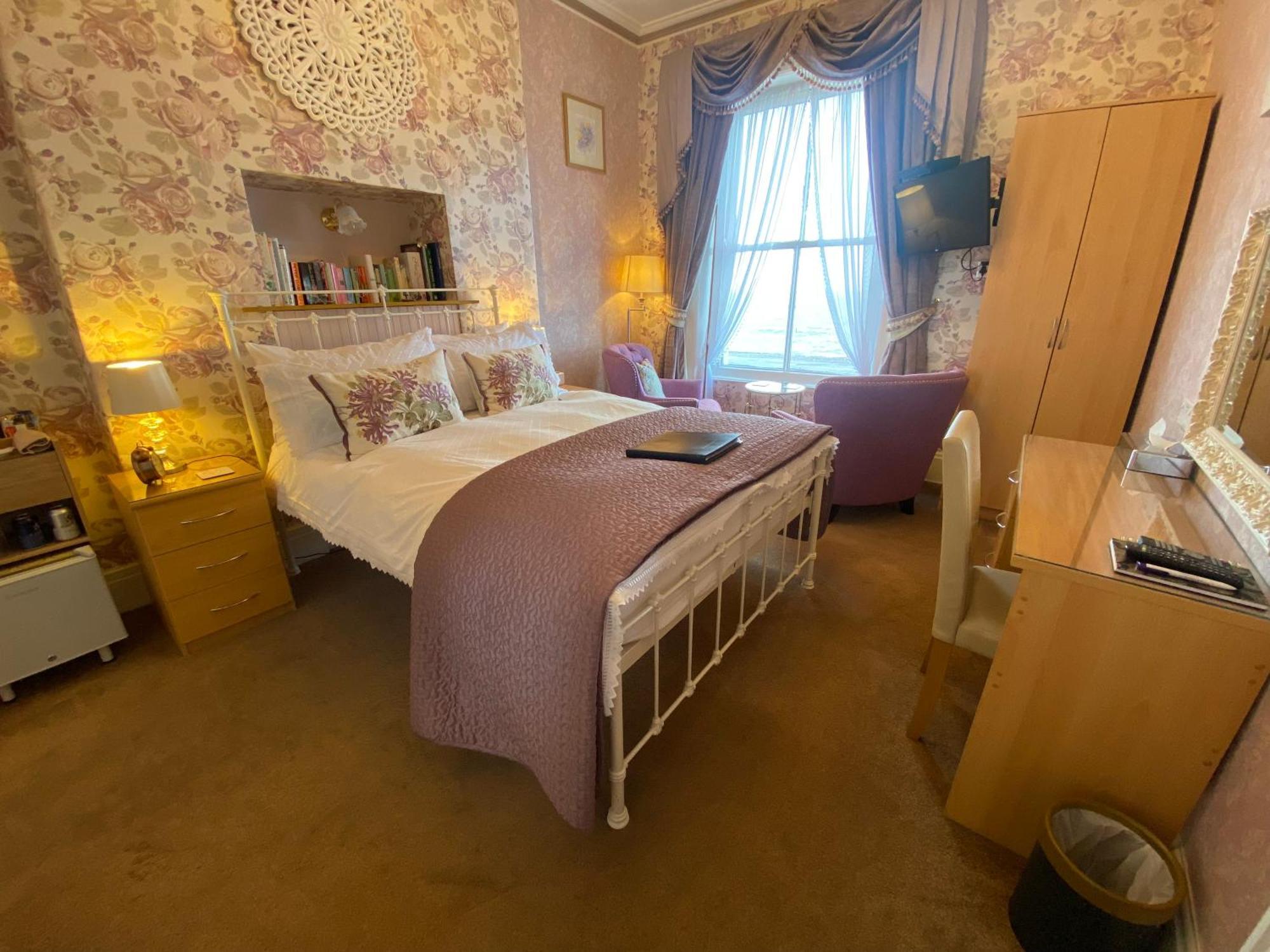Stratford House Exclusively For Adults Hotel Llandudno Kültér fotó