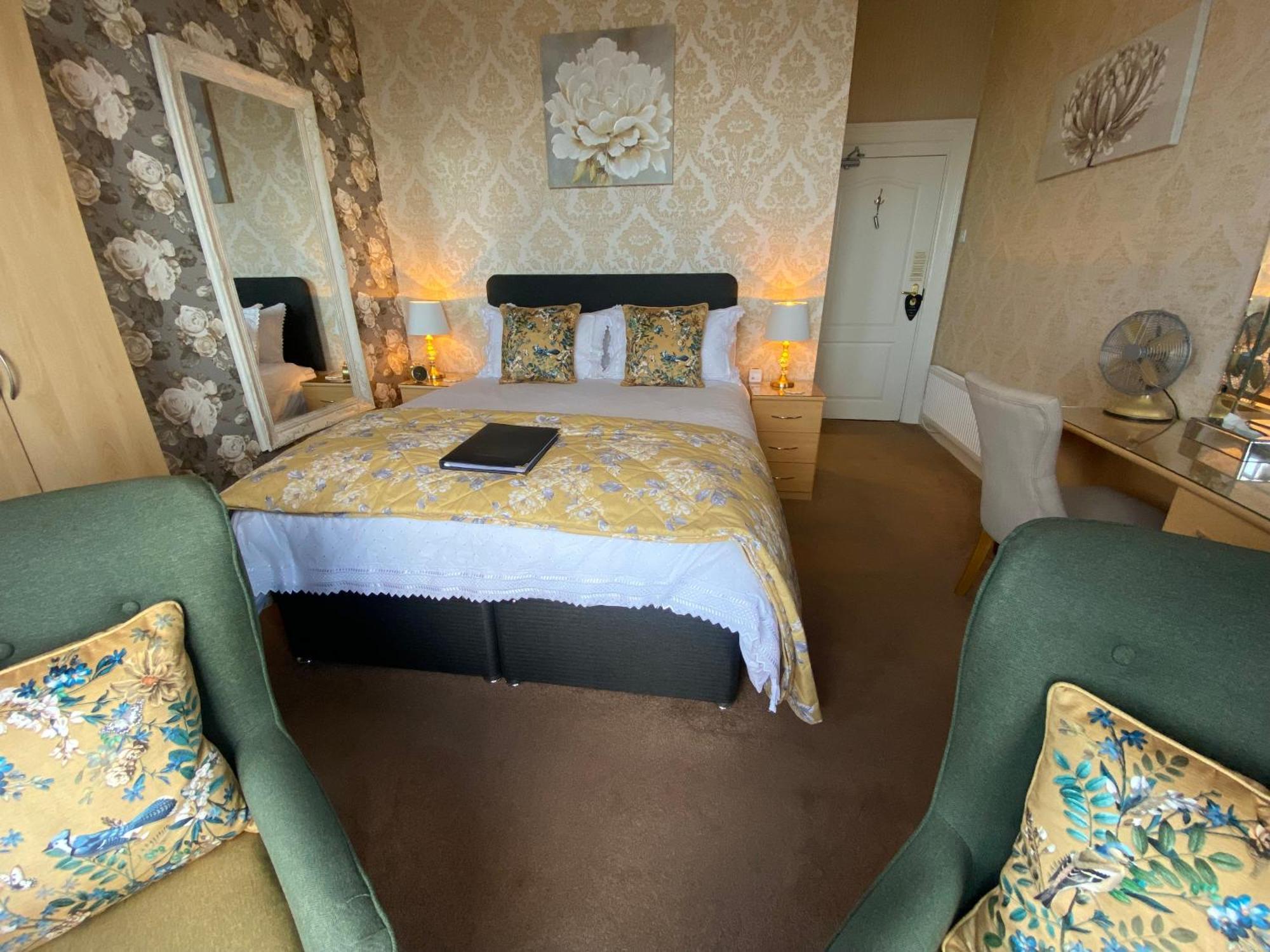 Stratford House Exclusively For Adults Hotel Llandudno Kültér fotó