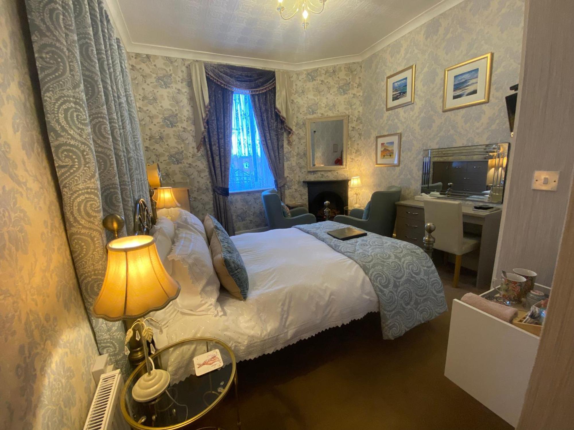 Stratford House Exclusively For Adults Hotel Llandudno Kültér fotó